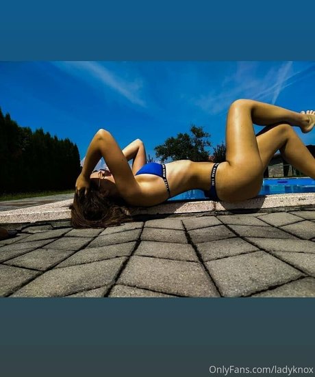 ladyknox model adult archive