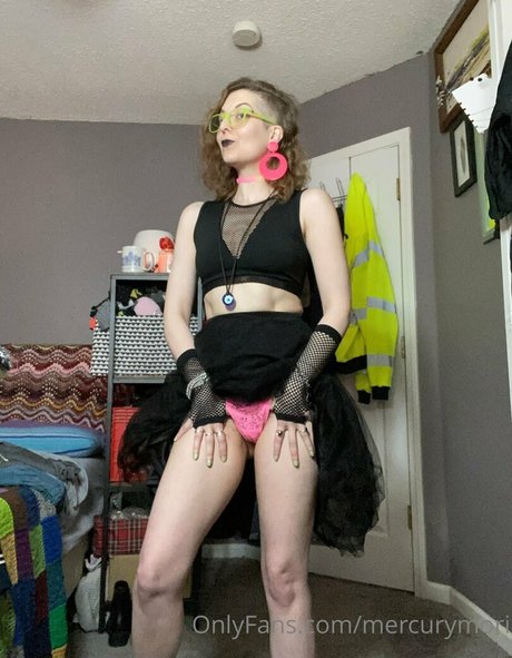 mercurymori nude actress gallery