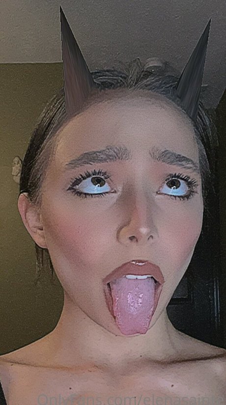 elenasainte nudes star photos