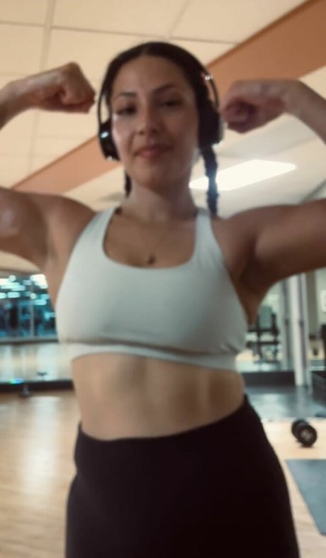 Dafne Mejia pornstar image