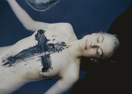 Phoebe Bridgers perfect pornstar photos