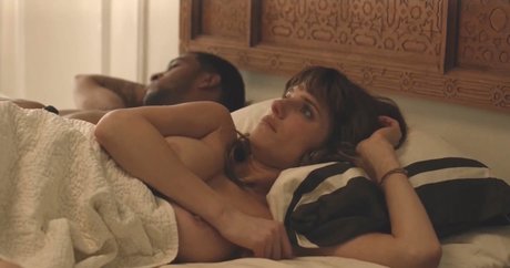 Lake Bell perfect actress image