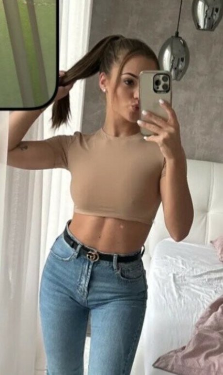 Pap Dorci model porn gallery