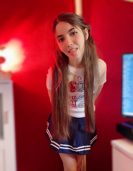 ThePianoDragon_ hot star photo