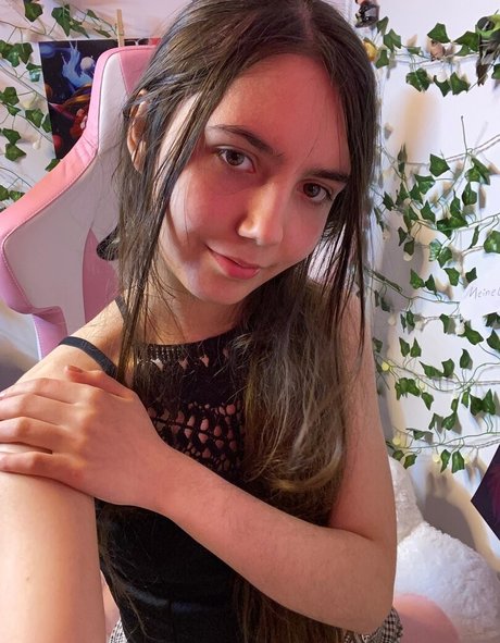 ThePianoDragon_ porn model photo