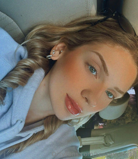 kenziecutie18 nice pornstar pictures