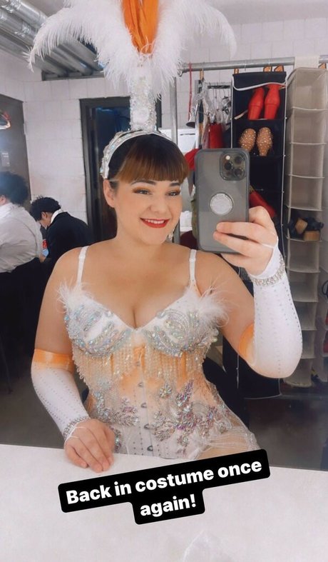 Maggie Renee pretty pornstar img