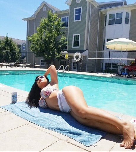 Tina Khm model high quality picture