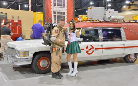 Melody Wylde model adult img