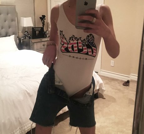 Amanda Steele nice star img