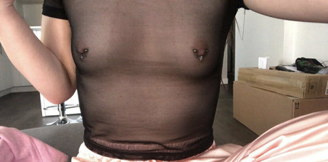 pussy spreading onlyfans nice archive