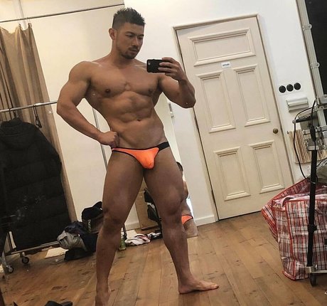 runssm xxx pornstar picture