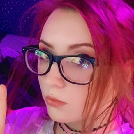 Lsqueen sexy actress pictures