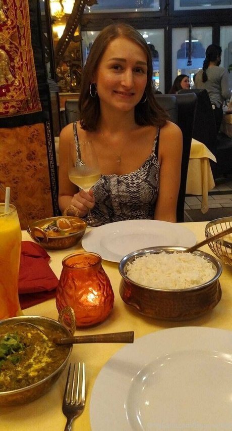 brunnette3 model exclusive photos