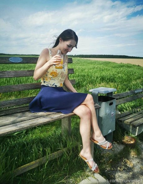 brunnette3 star nude pictures