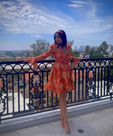 Maitreyi Ramakrishnan perfect pornstar images