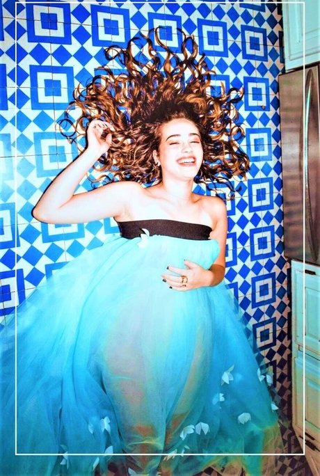 Mary Mouser pornstar high quality images