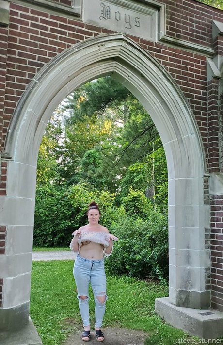 stevie stunner sexy model pics