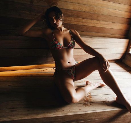 Sasha Meneghel exclusive pornstar image