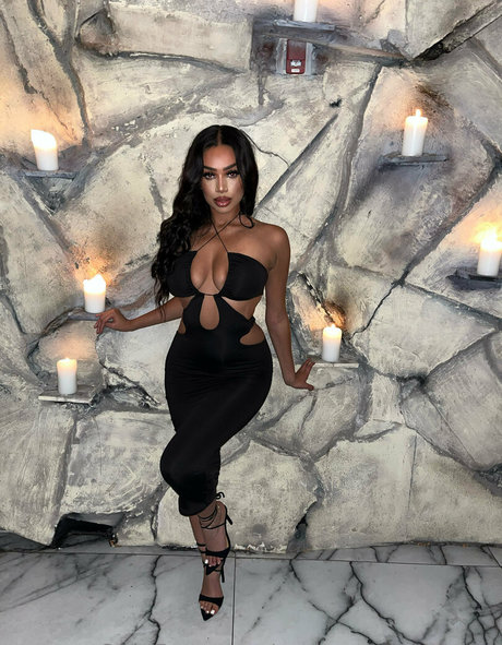 alexasinclaire model erotic pictures