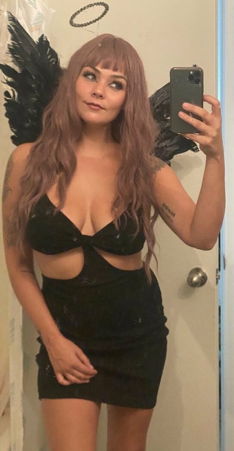 Fergie793 high quality model image