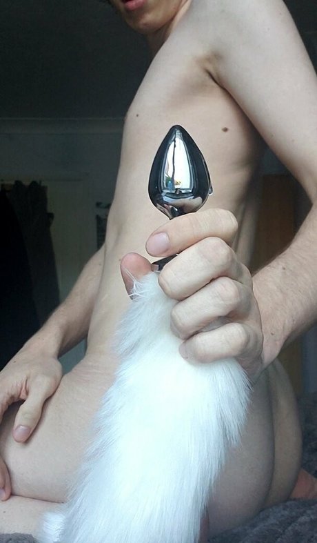 tomaaa pornstar naked pics