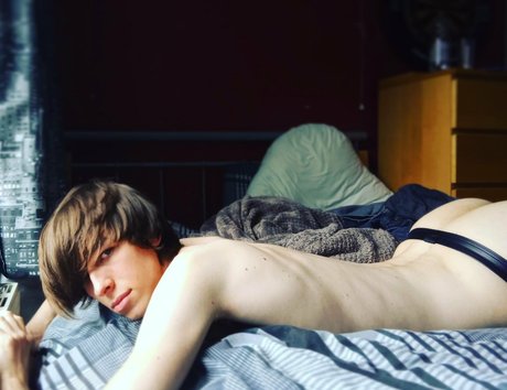 tomaaa exclusive pornstar pic