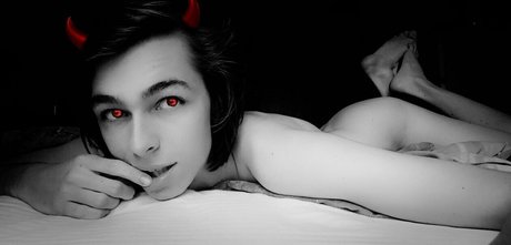 tomaaa pornstar free photos