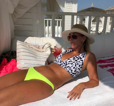 Lorna Gilly pornstar nude pic