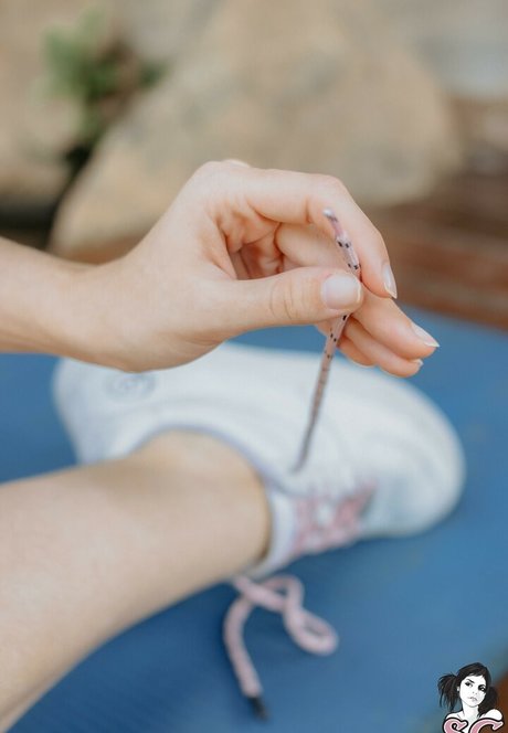 Rebecca Majak art model pictures