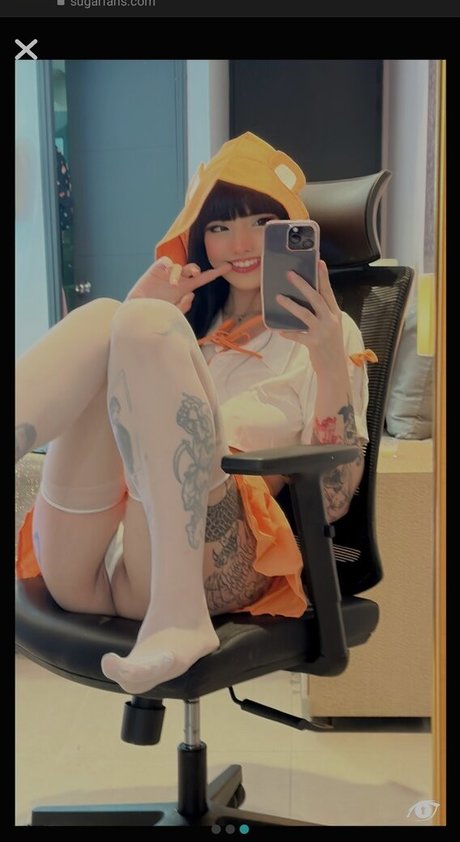 dmstripped model sexy images