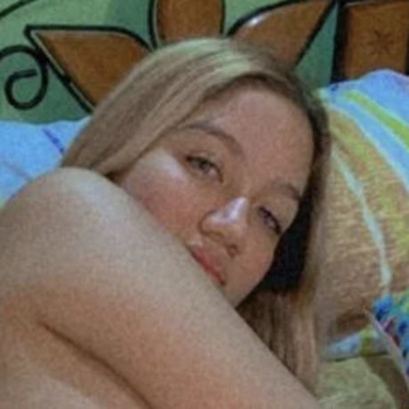 Yairuby Fernandez star gallery