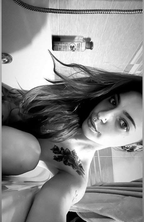 evasciacca star nudes archive