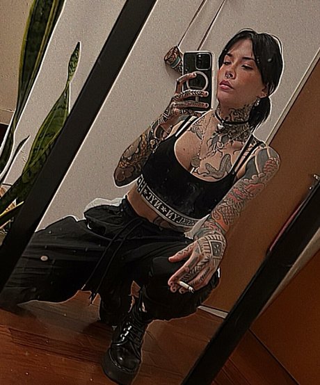 uglybandito star naked image