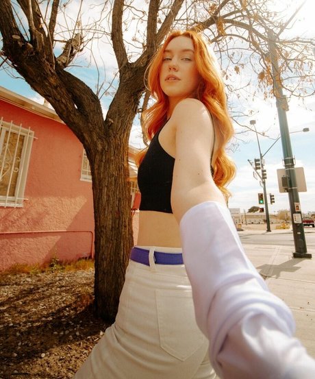 Ana Saia perfect pornstar pics