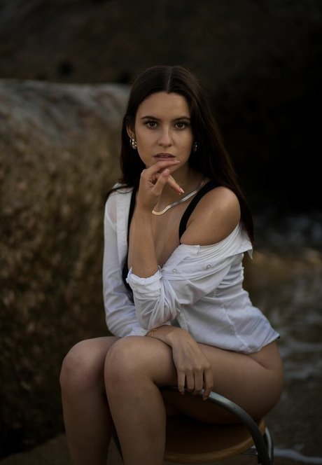 Beatriz Braz adult actress archive