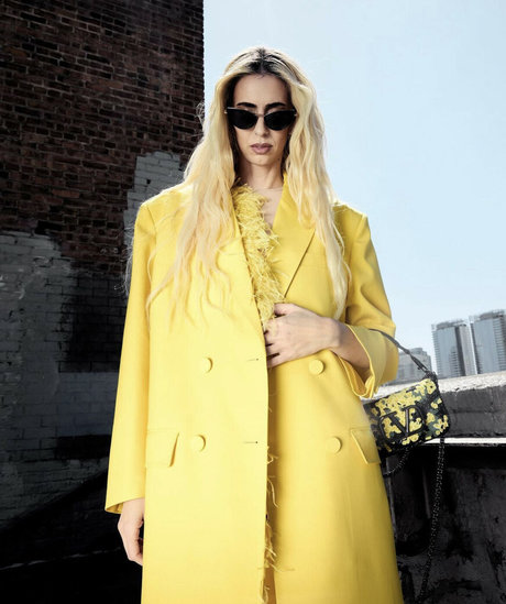 Hila Klein pornstar pretty image