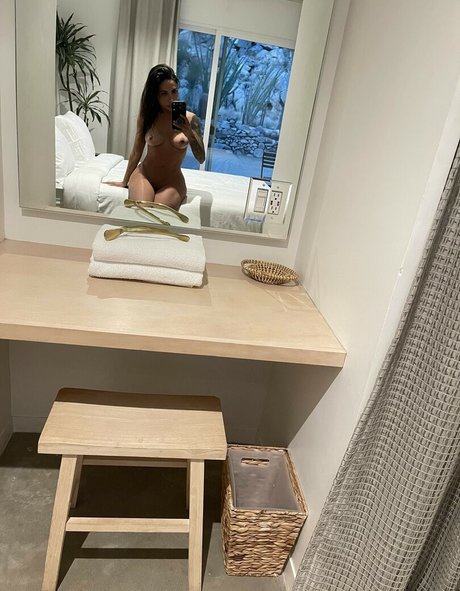 Lela Star star erotic photos