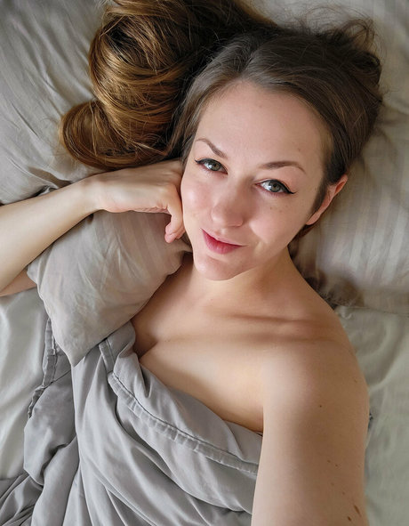 lindseylove model perfect gallery