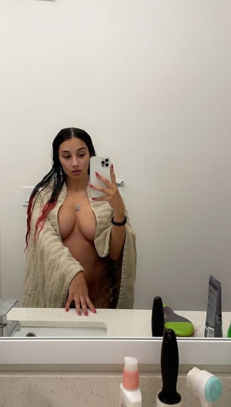 PrinncessJaz pretty pornstar pictures