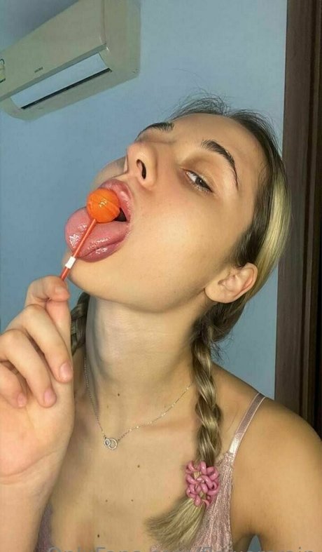 flowersrain high quality pornstar image