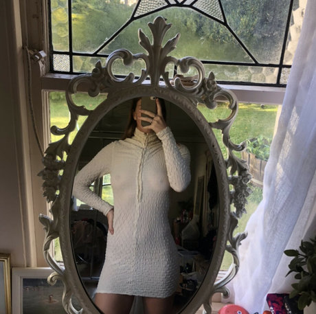 Depop Wins pretty pornstar pic