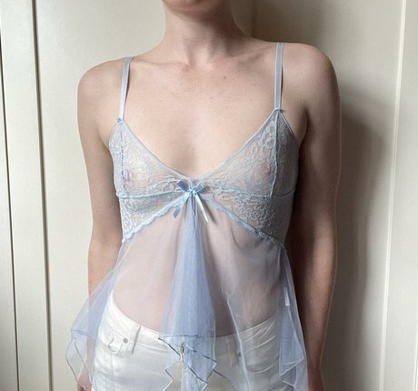 Depop Wins nude model gallery