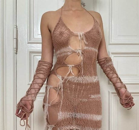 Depop Wins star perfect photo