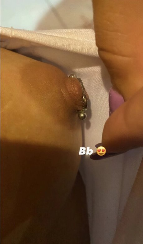 MC Thammy adult actress image