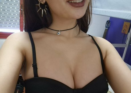 Nirvy beautiful star image