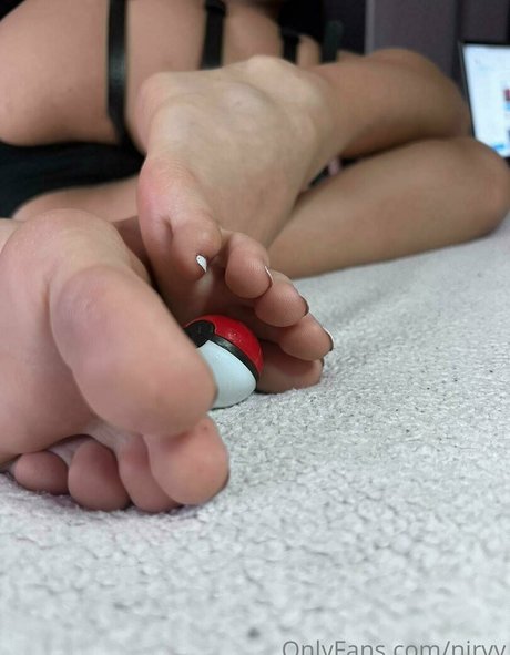 Nirvy model exclusive pics