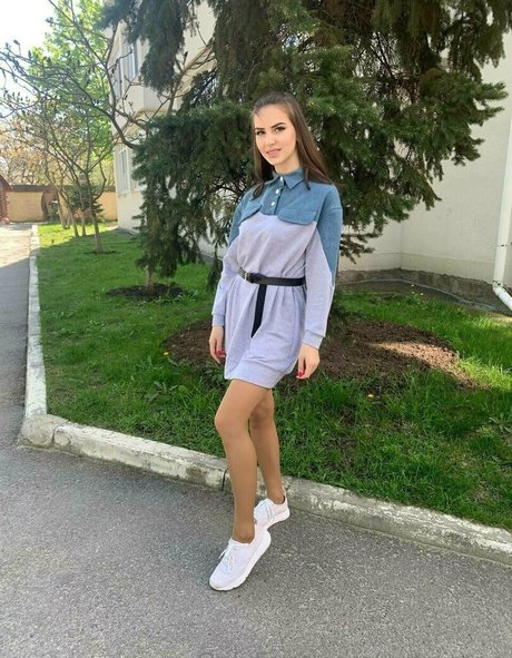 wrenirene adult star img