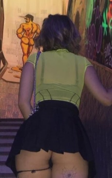 Meira du pornographic model pic