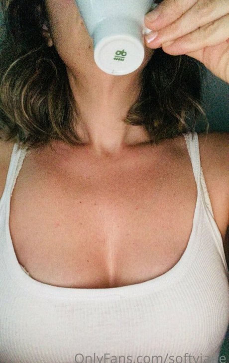 softyjade erotic pornstar pic